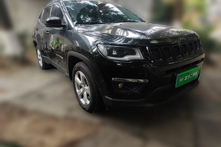 Used Jeep Compass 2017 200T Automatic Family Edition Front Right 45 Deg