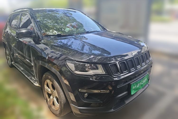 Used Jeep Compass 2017 200T Automatic Family Edition Front Right 45 Deg