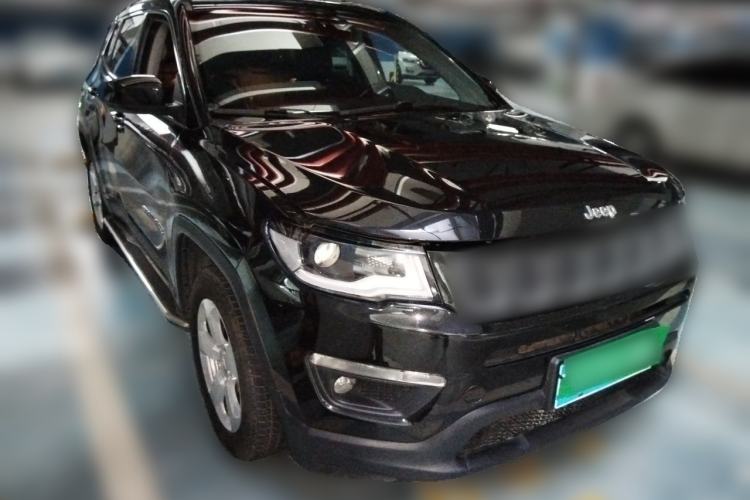 Used Jeep Compass 2017 200T Automatic Family Edition Front Right 45 Deg