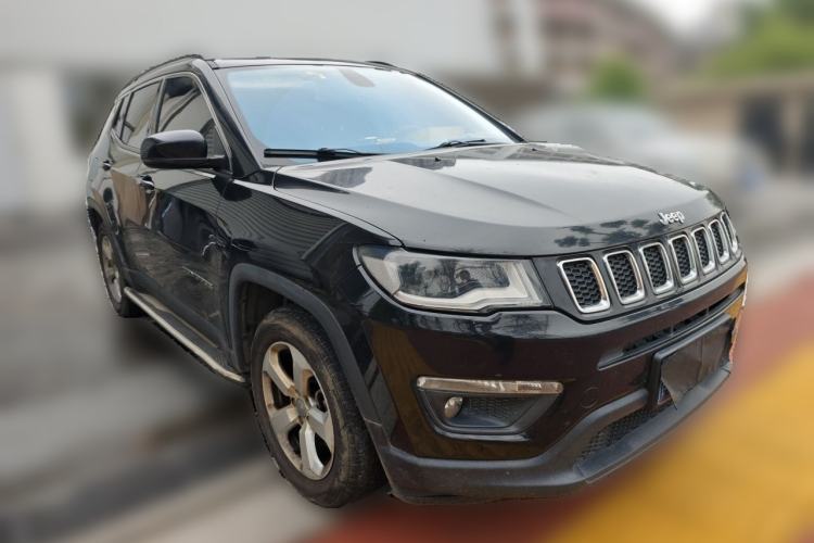 Used Jeep Compass 2017 200T Automatic Family Edition Front Right 45 Deg