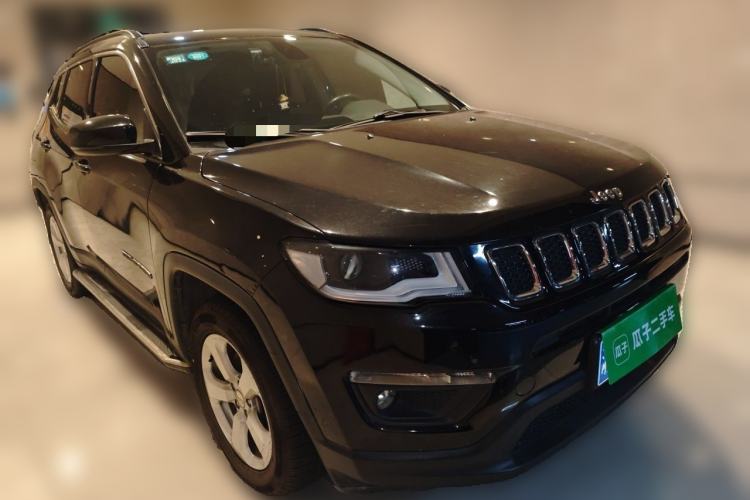 Used Jeep Compass 2017 200T Automatic Family Edition Front Right 45 Deg