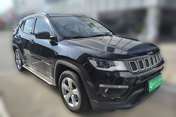 Used Jeep Compass 2017 200T Automatic Family Edition Front Right 45 Deg