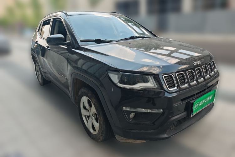 Used Jeep Compass 2017 200T Automatic Enjoyment Version Front Right 45 Deg