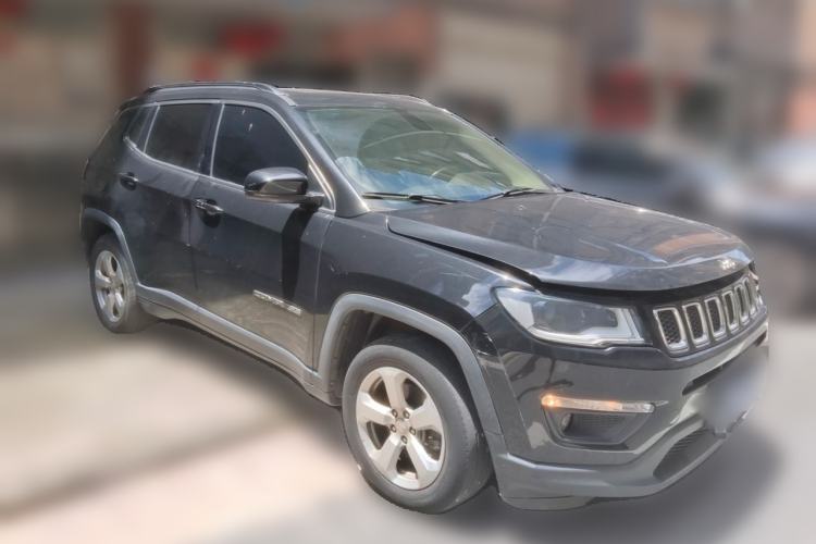 Used Jeep Compass 2017 200T Automatic Family Edition Front Right 45 Deg