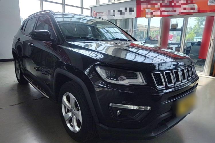 Used Jeep Compass 2017 200T Automatic Comfort Edition Front Right 45 Deg