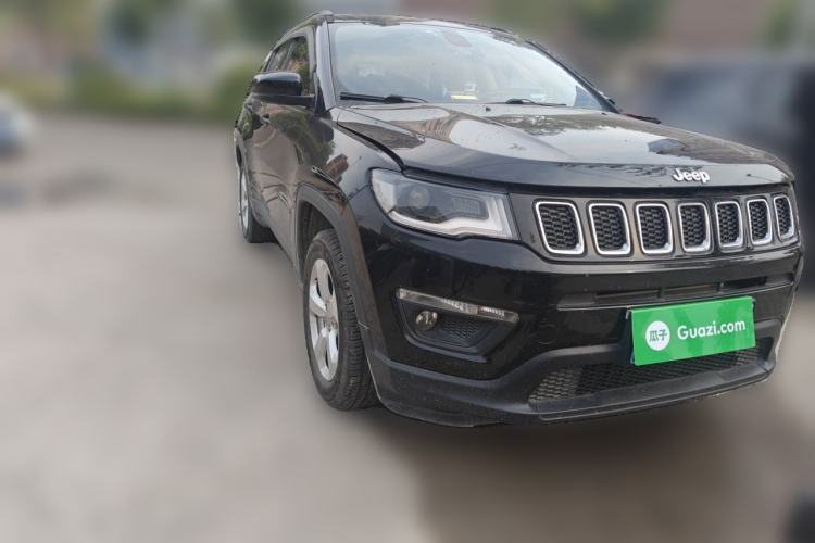 Used Jeep Compass 2017 200T Automatic Family Edition Front Right 45 Deg