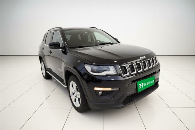 Used Jeep Compass 2017 200T Automatic Family Edition Front Right 45 Deg