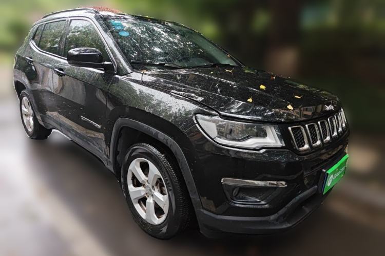 Used Jeep Compass 2017 200T Automatic Comfort Edition Front Right 45 Deg