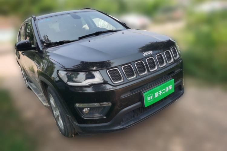 Used Jeep Compass 2017 200T Automatic Family Edition Front Right 45 Deg