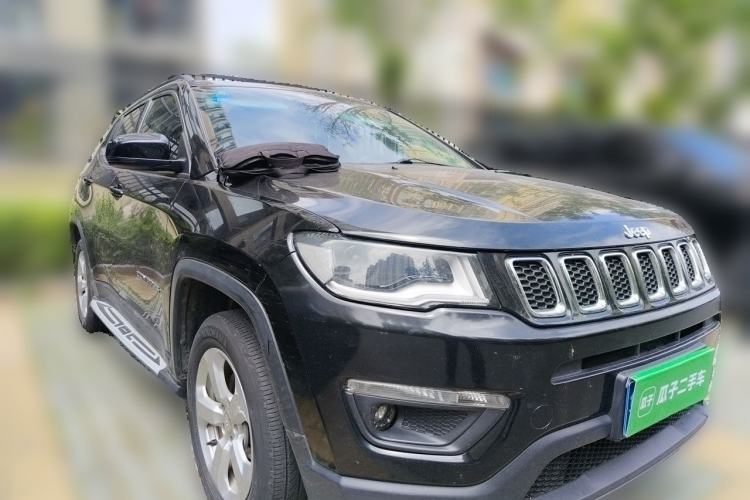 Used Jeep Compass 2017 200T Automatic Family Edition Front Right 45 Deg