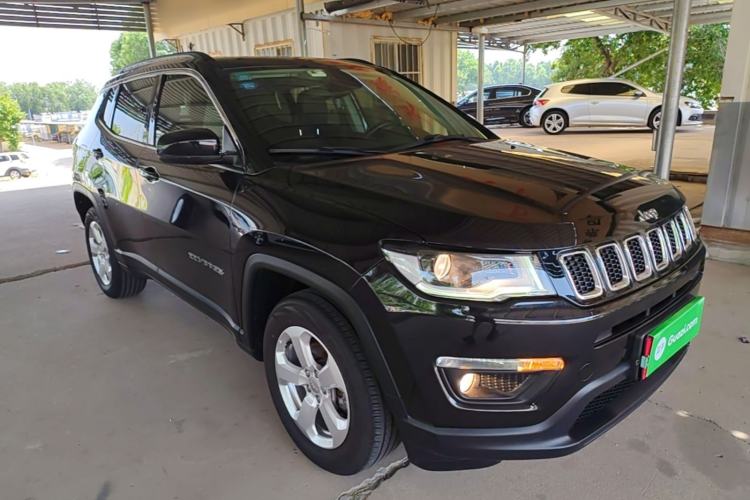 Used Jeep Compass 2017 200T Automatic Family Edition Front Right 45 Deg