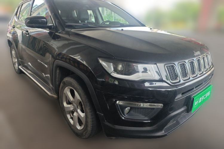 Used Jeep Compass 2017 200T Automatic Family Edition Front Right 45 Deg