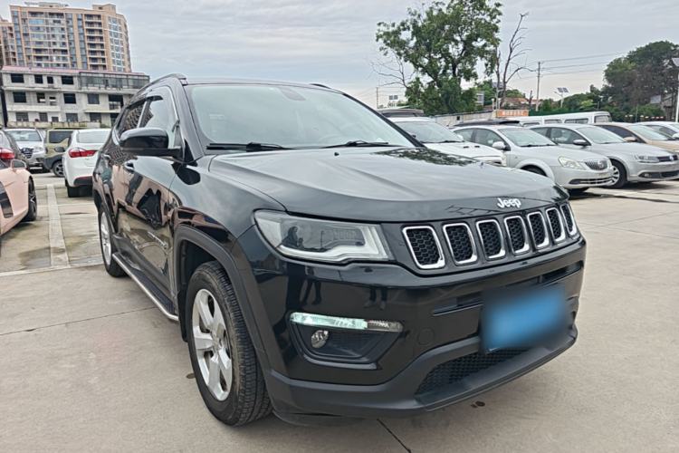 Used Jeep Compass 2017 200T Automatic Family Edition Front Right 45 Deg