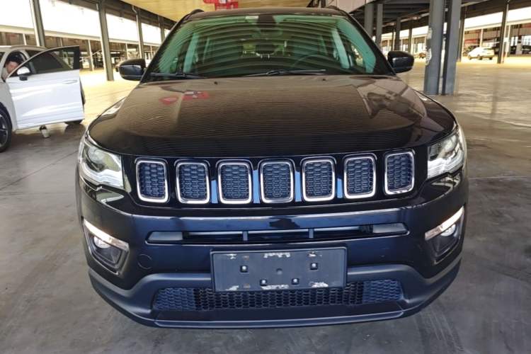 Used Jeep Compass 2017 200T Automatic Family Edition Front