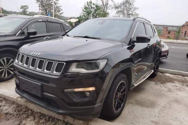 Used Jeep Compass 2017 200T Automatic Family Edition