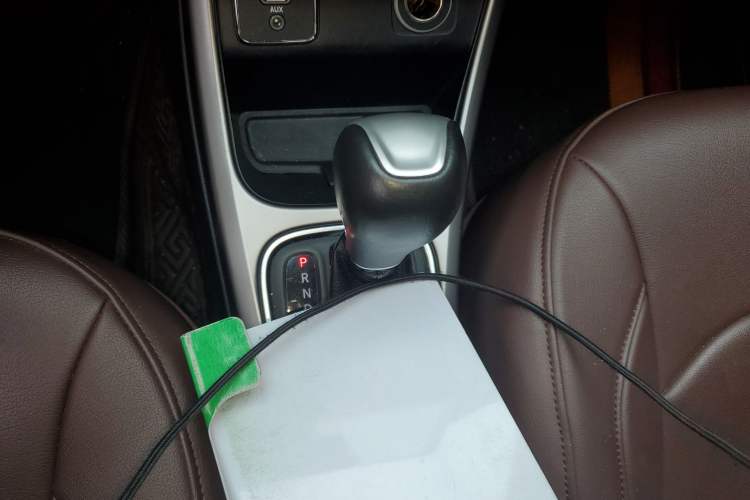 Used Jeep Compass 2017 200T Automatic Enjoyment Edition Gear Lever