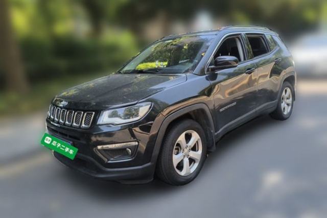 Ojetý Jeep Compass 2017 200T Automatic Family Edition