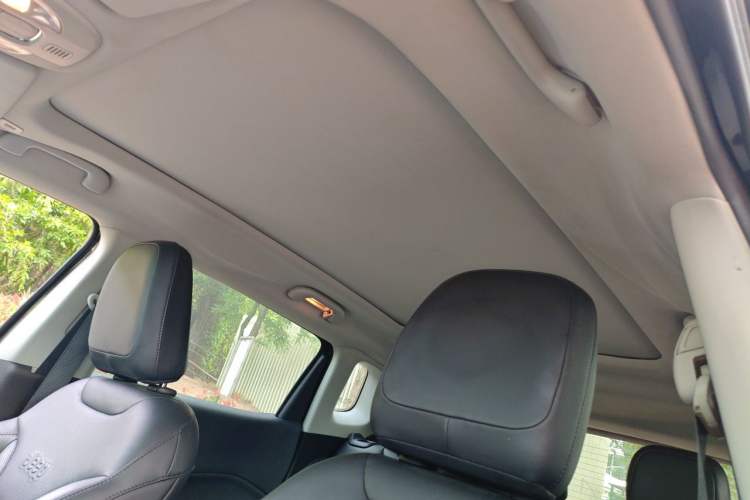 Used Jeep Compass 2017 200T Automatic Family Edition Headliner