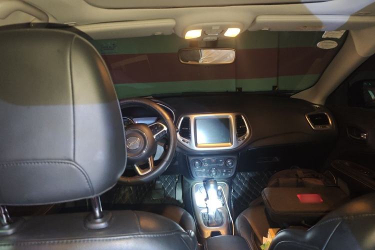 Used Jeep Compass 2017 200T Automatic Family Enjoyment Four-Wheel Drive Edition Headliner