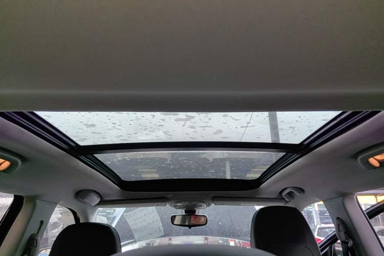 Used Jeep Compass 2017 200T Automatic Family Edition Headliner