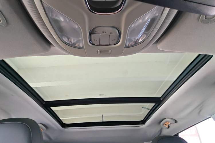 Used Jeep Compass 2017 200T Automatic Family Edition Headliner