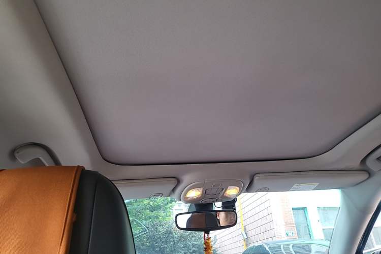 Used Jeep Compass 2017 200T Automatic Family Edition Headliner