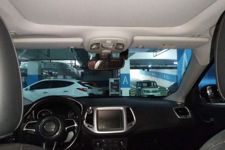 Used Jeep Compass 2017 200T Automatic Family Edition Headliner