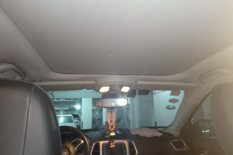 Used Jeep Compass 2017 200T Automatic Family Edition Headliner