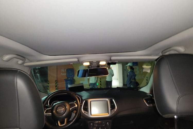 Used Jeep Compass 2017 200T Automatic Family Edition Headliner