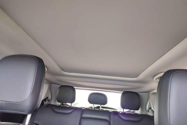 Used Jeep Compass 2017 200T Automatic Family Edition Headliner