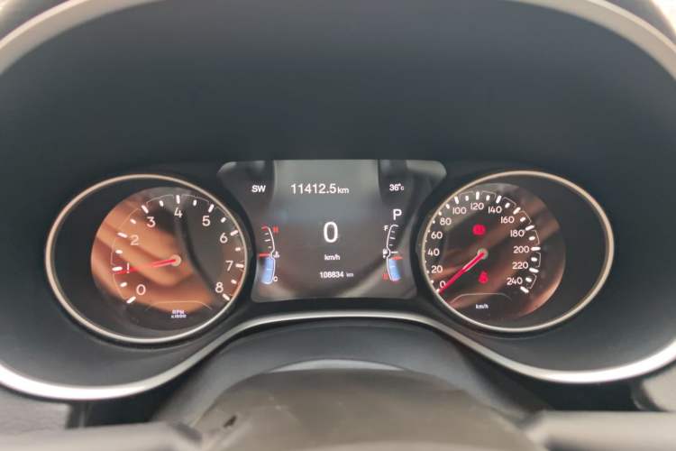 Used Jeep Compass 2017 200T Automatic Family Edition Instrument Cluster