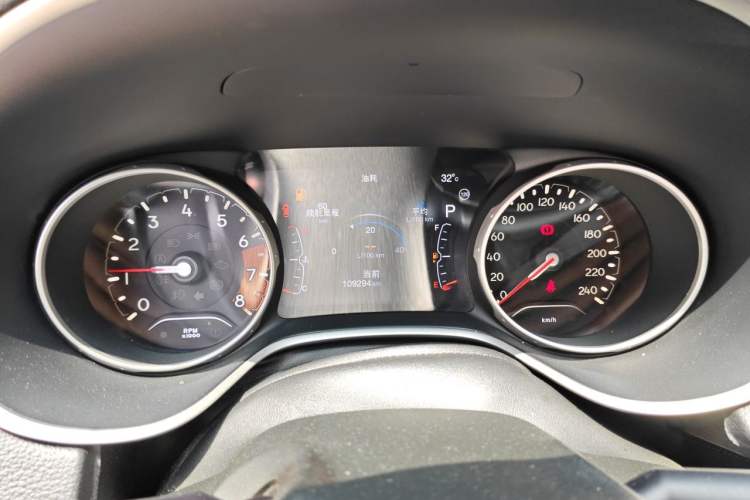 Used Jeep Compass 2017 200T Automatic Family Edition Instrument Cluster