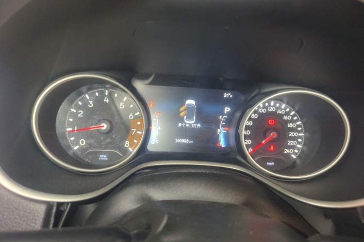 Used Jeep Compass 2017 200T Automatic Family Edition Instrument Cluster