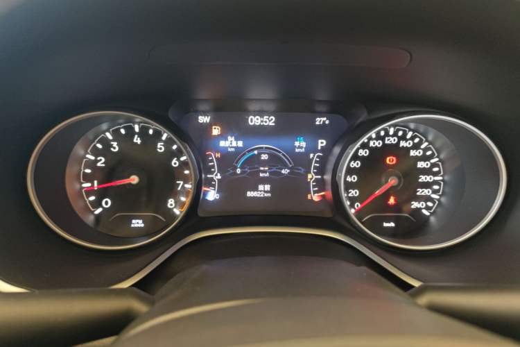Used Jeep Compass 2017 200T Automatic Prestige Edition Instrument Cluster