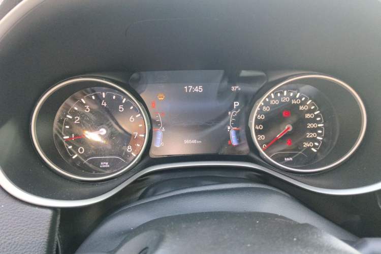 Used Jeep Compass 2017 200T Automatic Prestige Edition Instrument Cluster