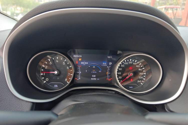 Used Jeep Compass 2017 200T Automatic Family Edition Instrument Cluster