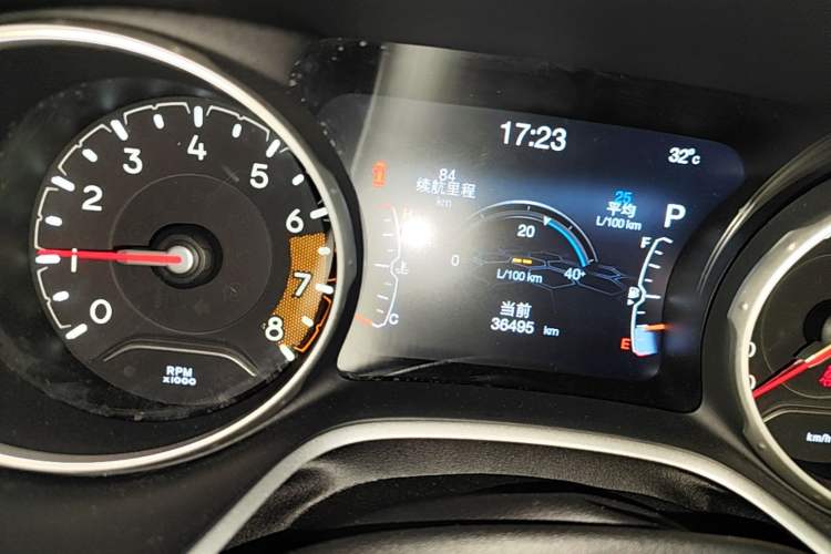 Used Jeep Compass 2017 200T Automatic Family Edition Instrument Cluster
