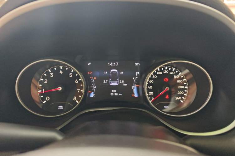 Used Jeep Compass 2017 200T Automatic Family Edition Instrument Cluster