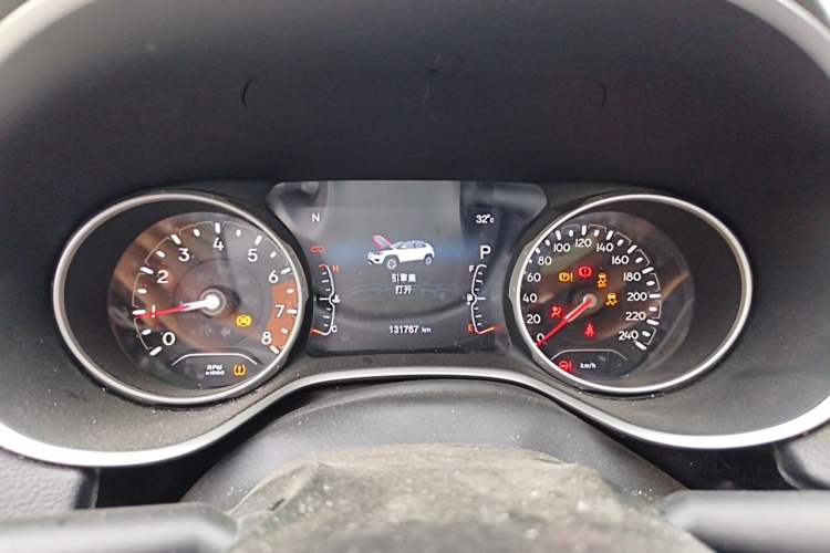 Used Jeep Compass 2017 200T Automatic Family Enjoyment Four-Wheel Drive Edition Instrument Cluster