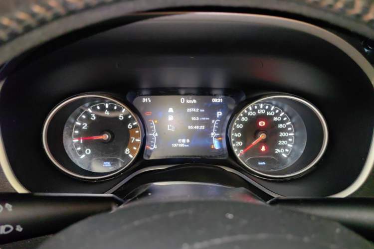 Used Jeep Compass 2017 200T Automatic Family Edition Instrument Cluster