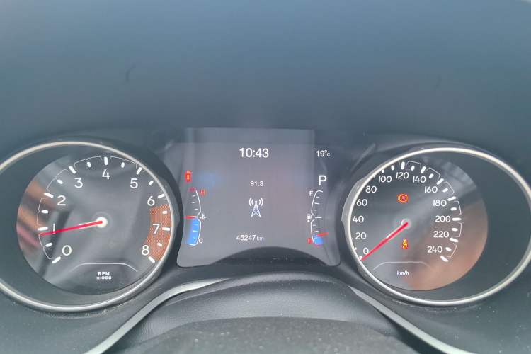 Used Jeep Compass 2017 200T Automatic Family Edition Instrument Cluster