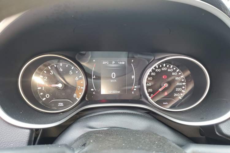 Used Jeep Compass 2017 200T Automatic Enjoyment Edition Instrument Cluster
