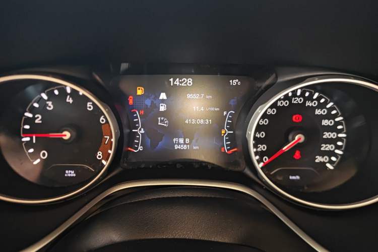 Used Jeep Compass 2017 200T Automatic Family Edition Instrument Cluster