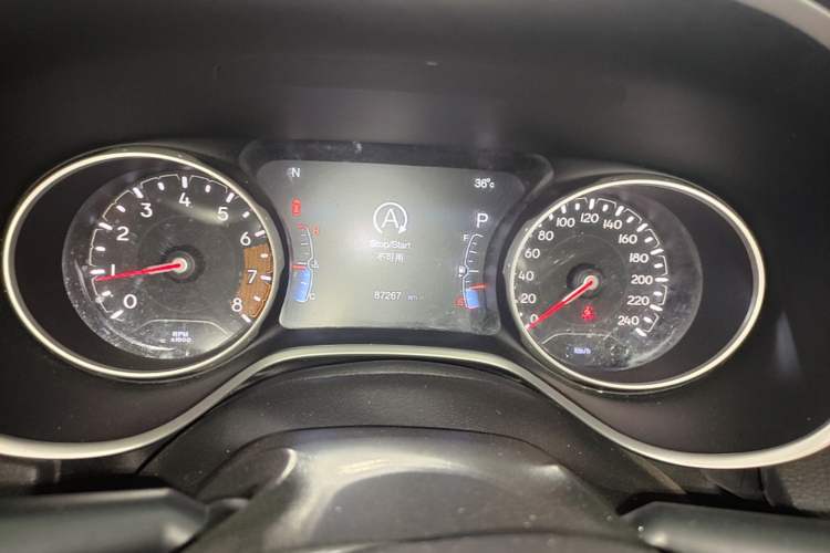 Used Jeep Compass 2017 200T Automatic Family Edition Instrument Cluster