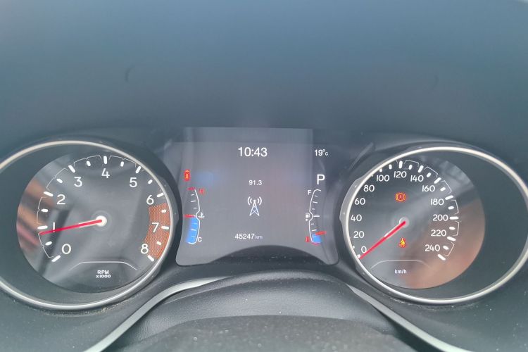 Used Jeep Compass 2017 200T Automatic Family Edition Instrument Cluster
