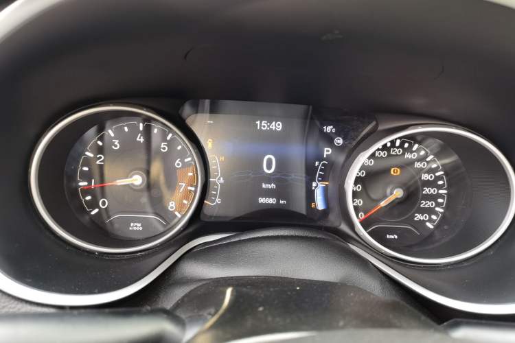 Used Jeep Compass 2017 200T Automatic Family Enjoyment Four-Wheel Drive Edition Instrument Cluster