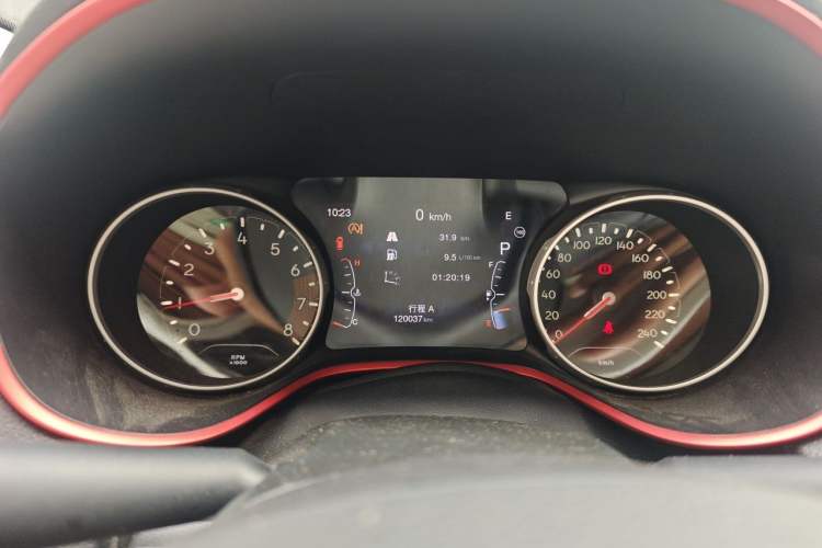 Used Jeep Compass 2017 200TS Automatic High-Performance All-Wheel Drive Edition Instrument Cluster