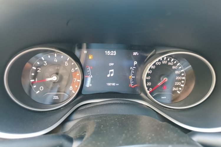Used Jeep Compass 2017 200T Automatic Family Edition Instrument Cluster