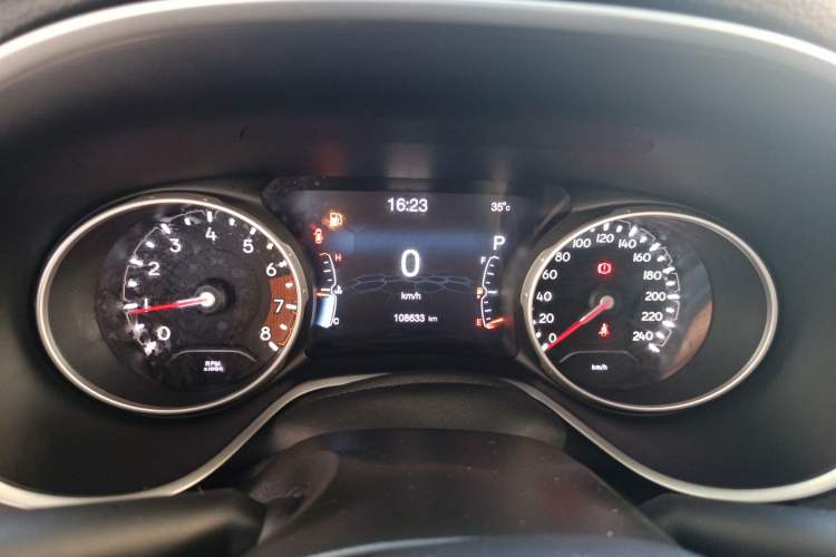 Used Jeep Compass 2017 200T Automatic Family Edition Instrument Cluster