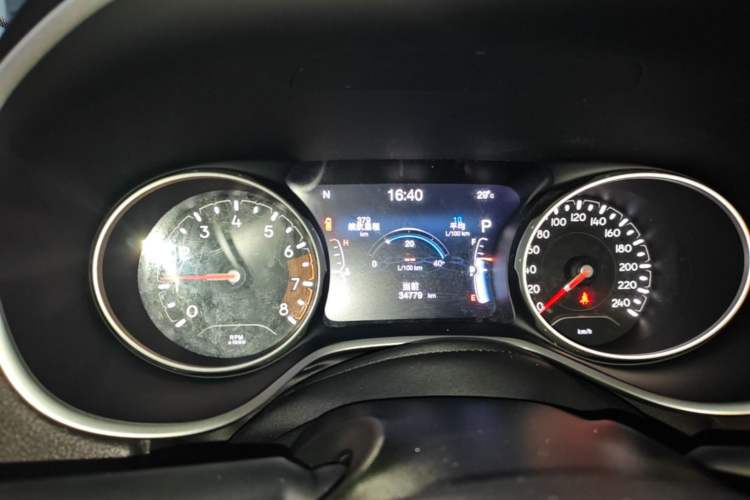 Used Jeep Compass 2017 200T Automatic Family Edition Instrument Cluster